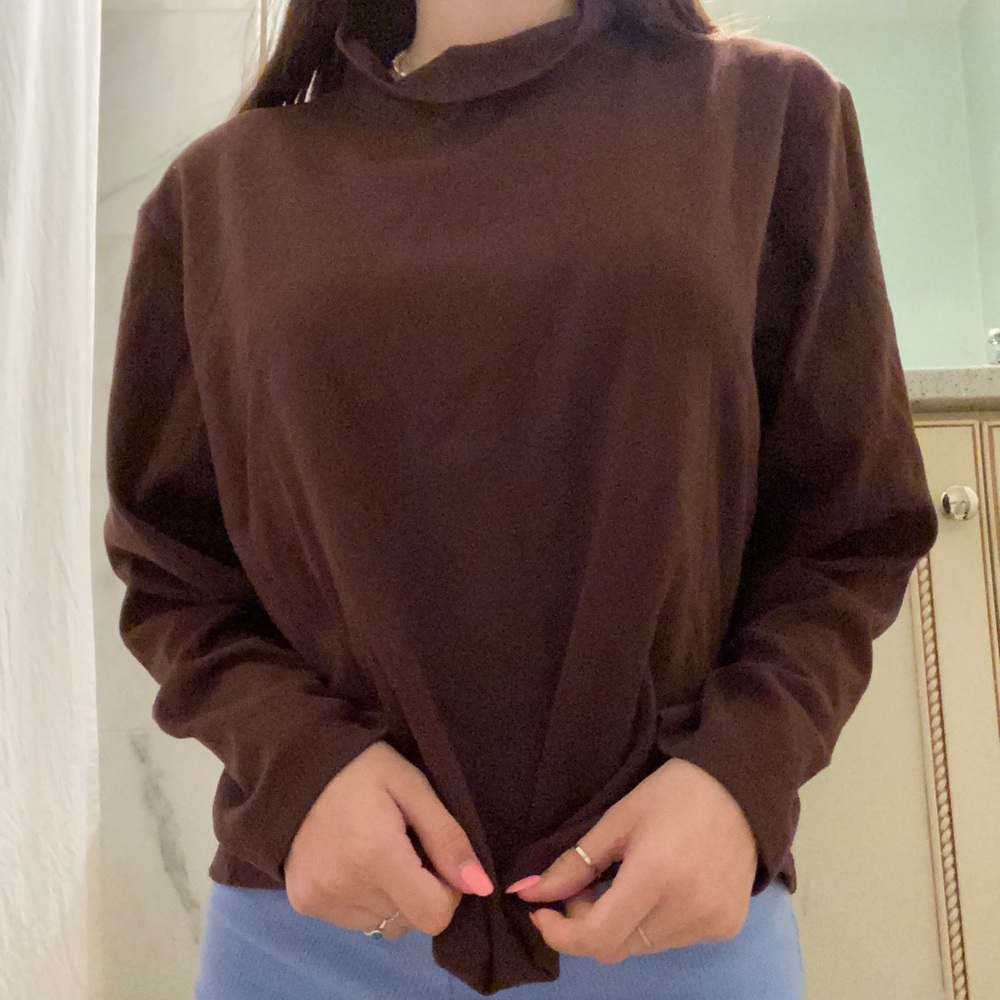 Reference Point New York Brown Turtleneck